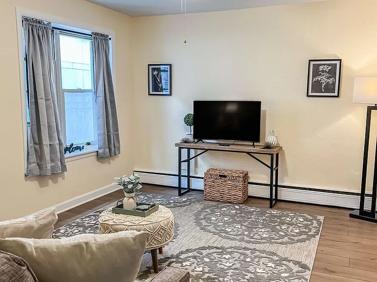 619 S 8th St #5 — Photo 8