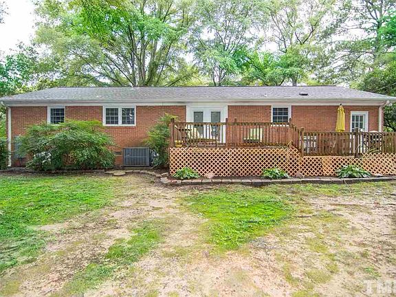 2nd image of 3931 Kelly Dr