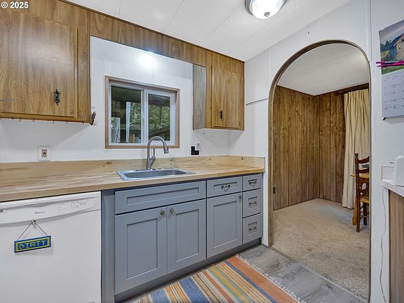 4th image of 32700 SE Leewood Ln Unit 108