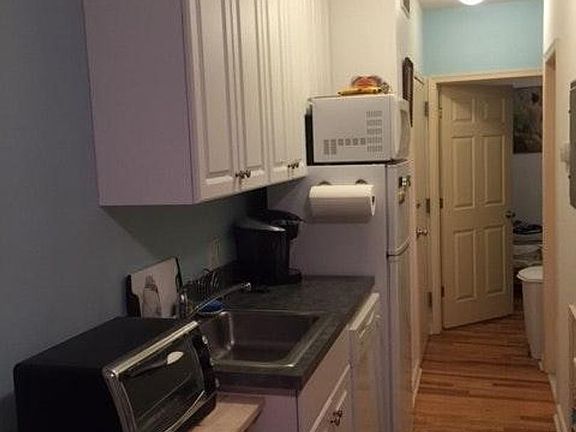 5th image of 320 S 12th St #11271840