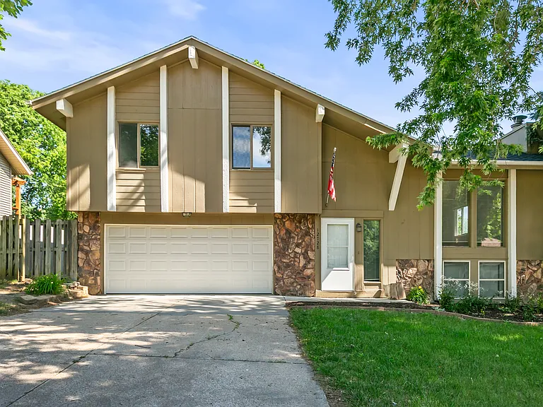 12728 Corby St — Photo 1