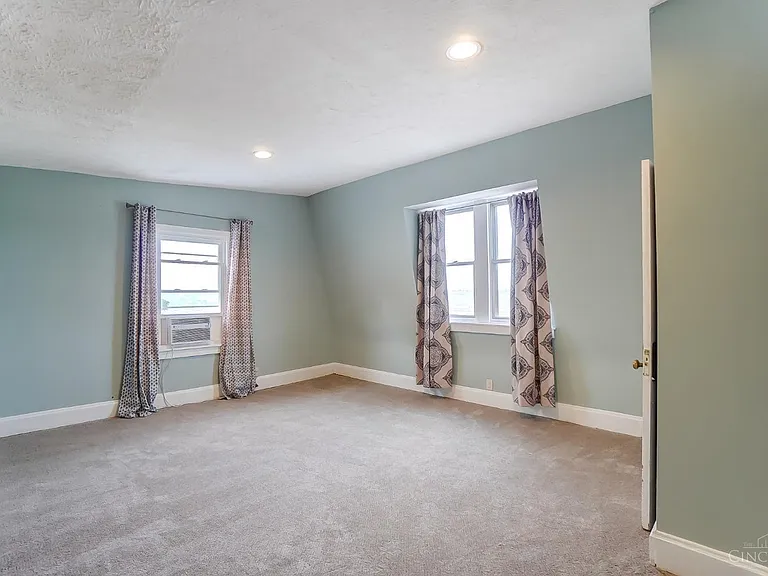 2158 Stratford Ave #2 — Photo 28