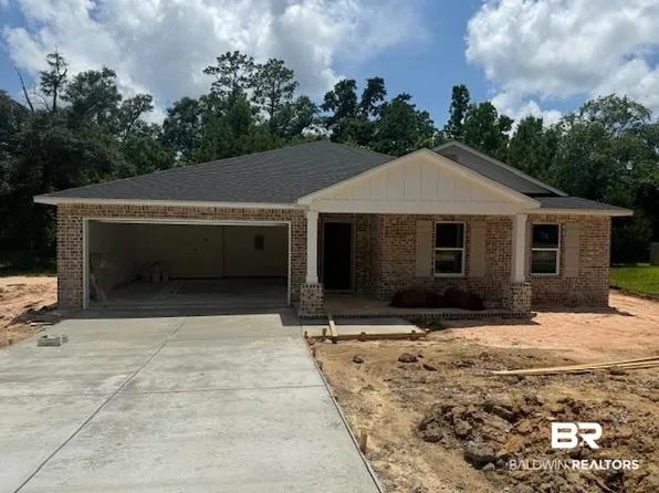 1911 Mary Jane Dr W, Bay Minette, AL 36507