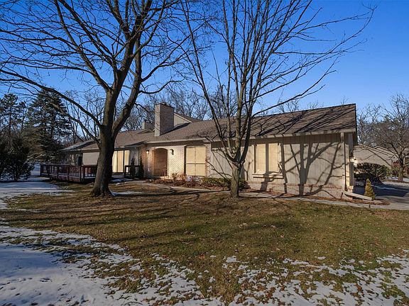 4th image of 1131 Timberview Trl #105