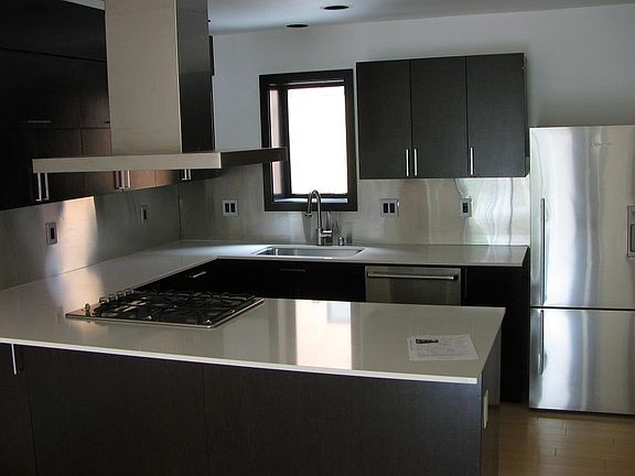 2nd image of 128 24th Ave E Unit B
