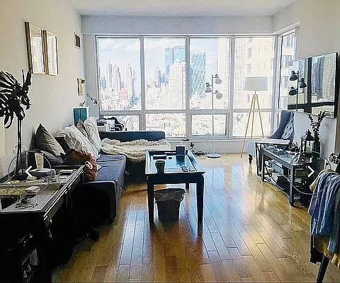 Rented by Park River | media 24