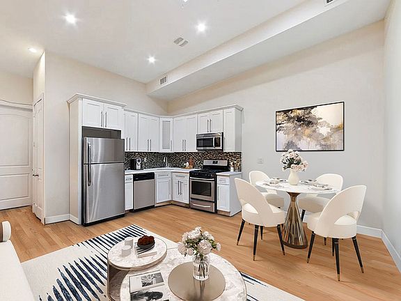 2nd image of 26 Belvedere St #2