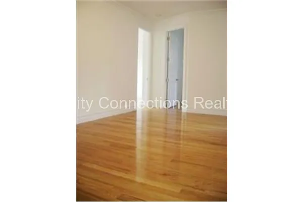 Rented by City Connections Realty | media 42