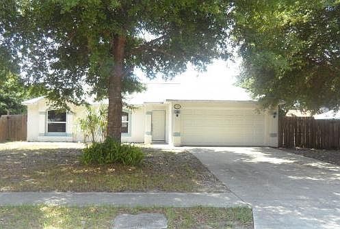 1st image of 3239 Scenic Woods Dr