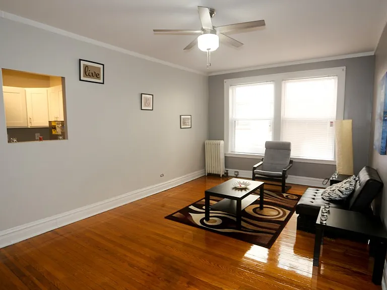 445 W Melrose St #B2 — Photo 7