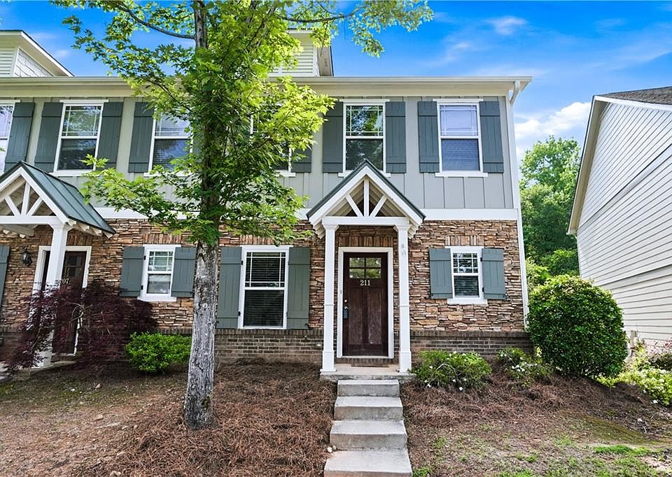1st image of 211 Oconee River Cir