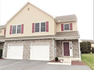 706 Lincoln Gardens Rd, Ephrata, PA 17522