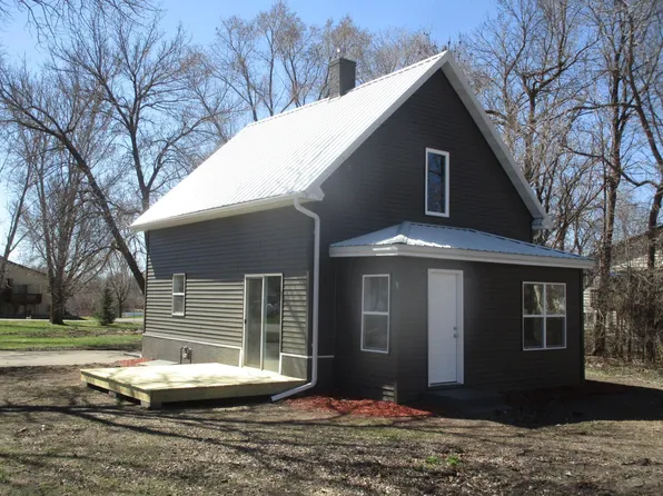 704 Prairie Ln SW, Alexandria, MN 56308