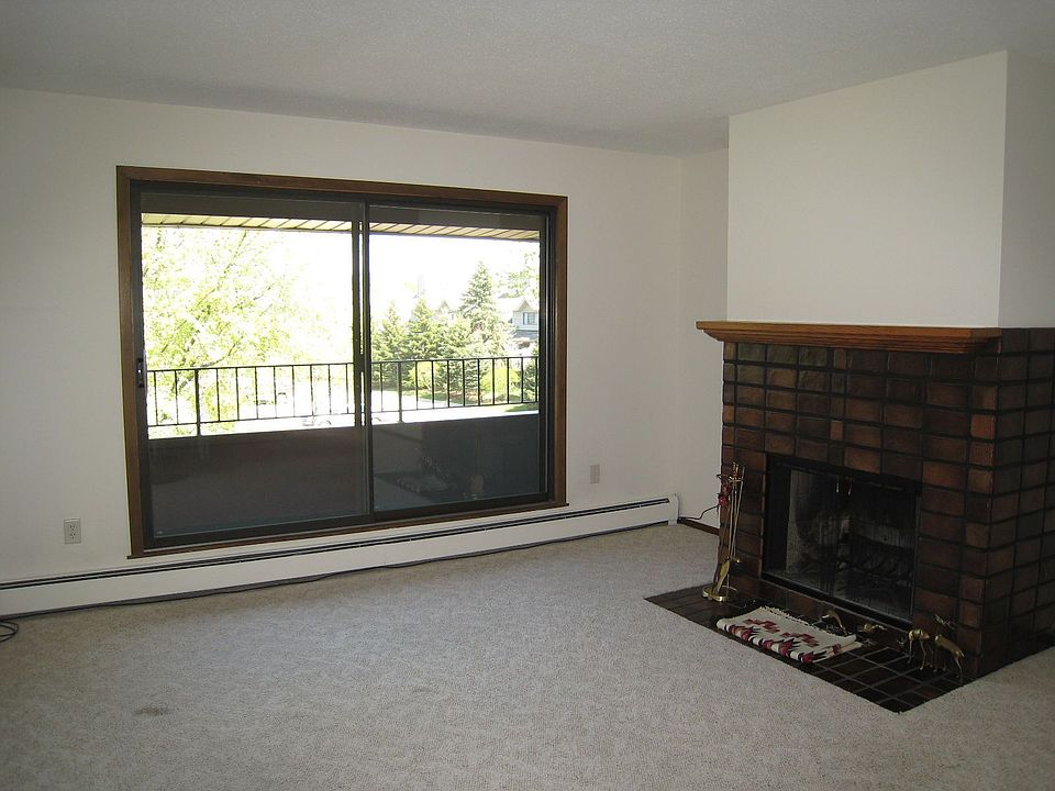 Living room to walkout deck.