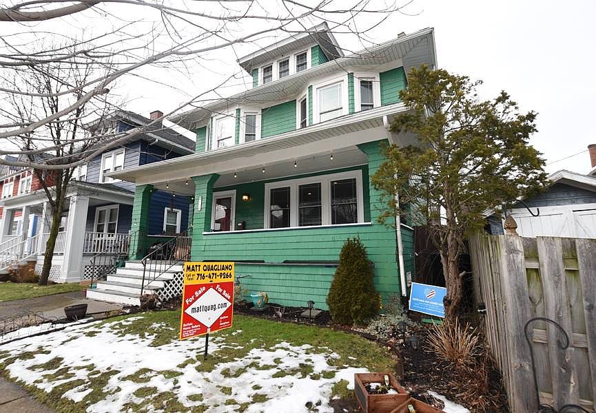 1st image of 11 Taft Pl