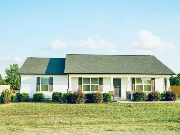 79 Beaver Tavern Dr, Benson, NC 27504