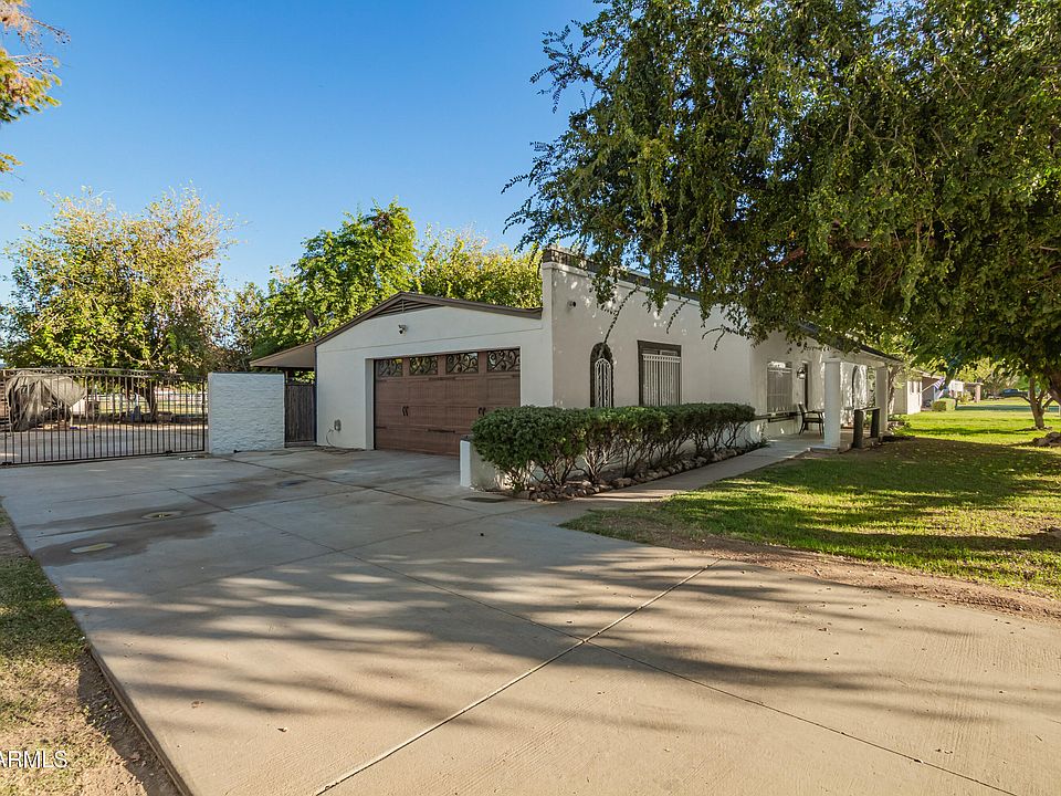 1st image of 905 N ALZORA Way