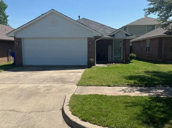 932 Beaumont Sq, Norman, OK 73071
