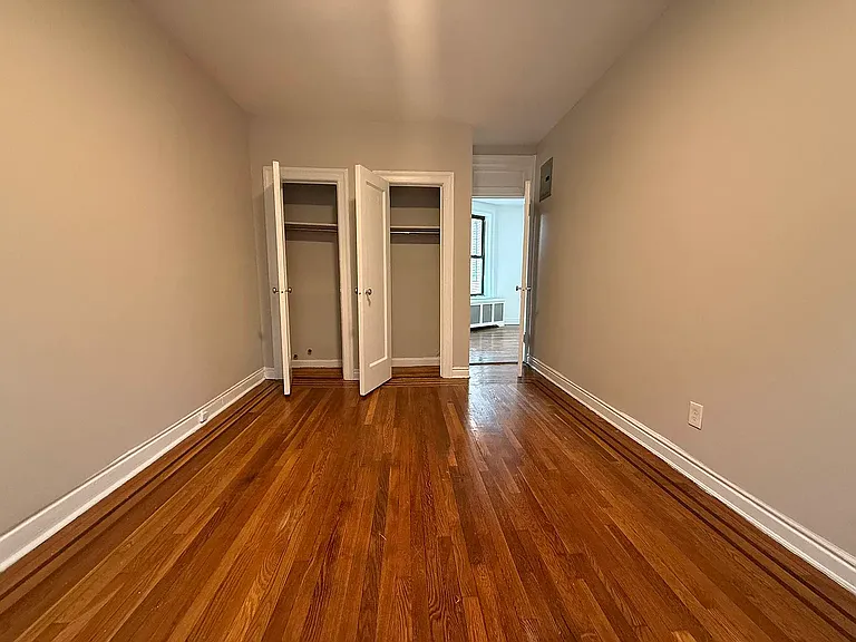 25-21 31st Ave #D55 — Photo 8