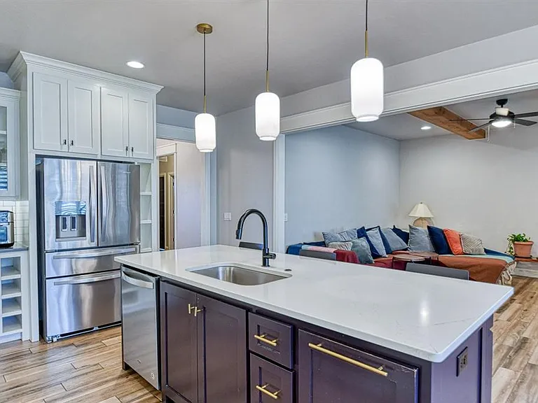 2325 Rivercross Ct — Photo 11