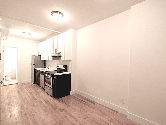 5th image of 317 W 71st St APT 1A