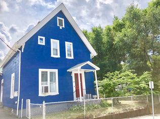 26 Ayr St, Central Falls, RI 02863