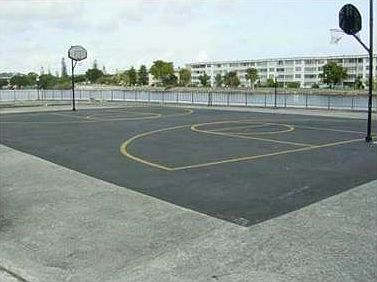 2nd image of 1301 Miami Gardens Dr #522W