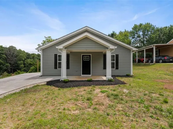 2270 Floyd Rd, Gainesville, GA 30507