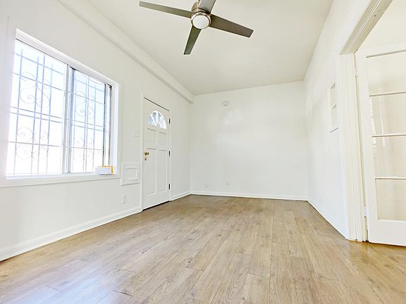 4th image of 1410 S Westmoreland Ave #1412