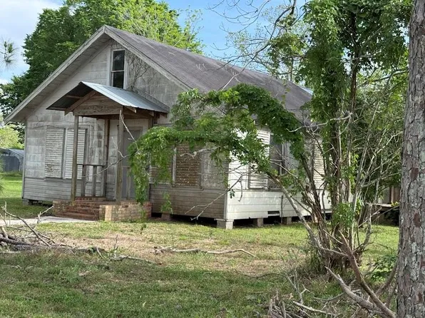 7103 Highway 36, Jones Creek, TX 77541