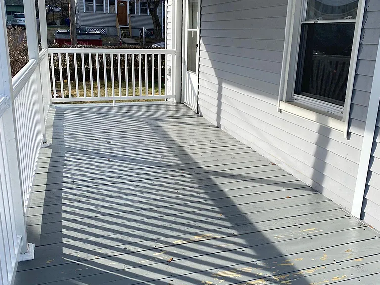 45 Lockhart Ave — Photo 8