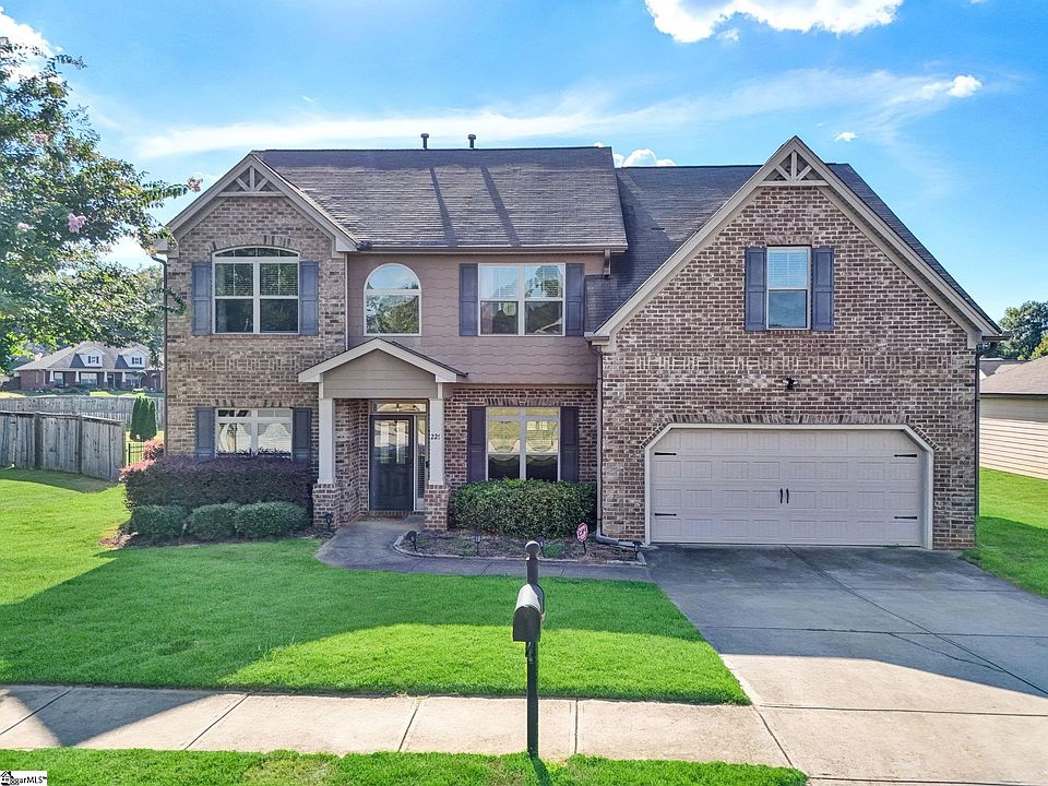 1st image of 229 Spring Lake Estate Rd