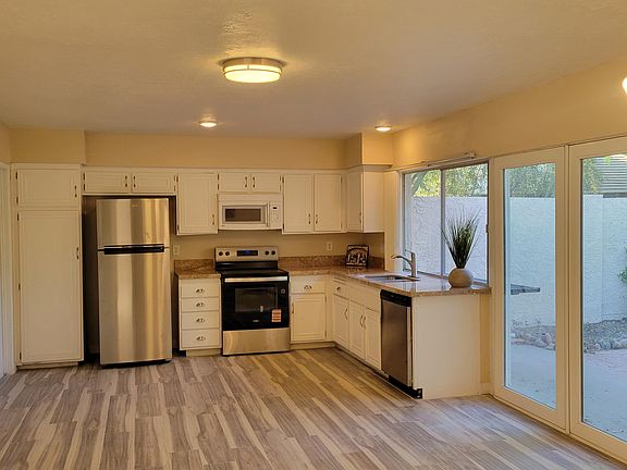 5th image of 5605 S SPINNAKER Road
