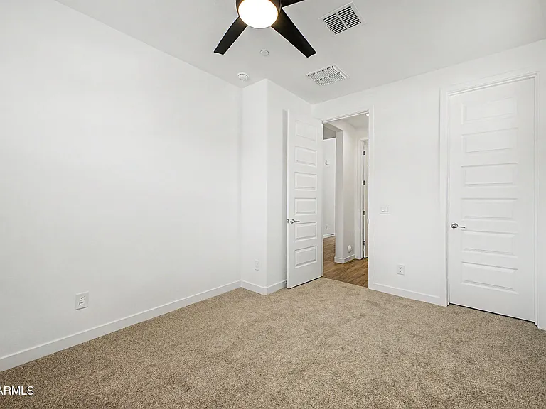 12074 W Calle De Pompas — Photo 11