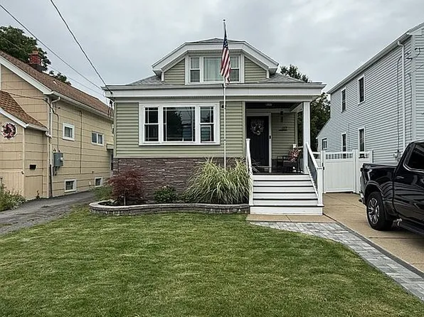 112 Densmore St, Buffalo, NY 14220