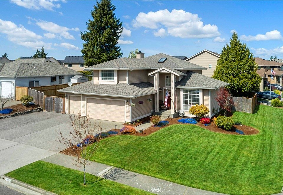 1st image of 3927 15th Ave SE