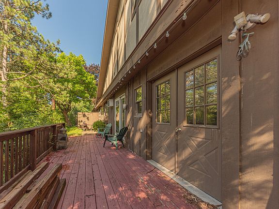 3rd image of 1013 Fountain St