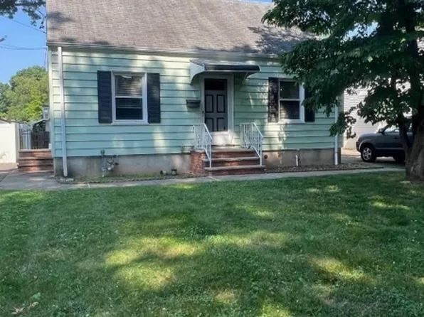 145 S 23rd St, Kenilworth Boro, NJ 07033