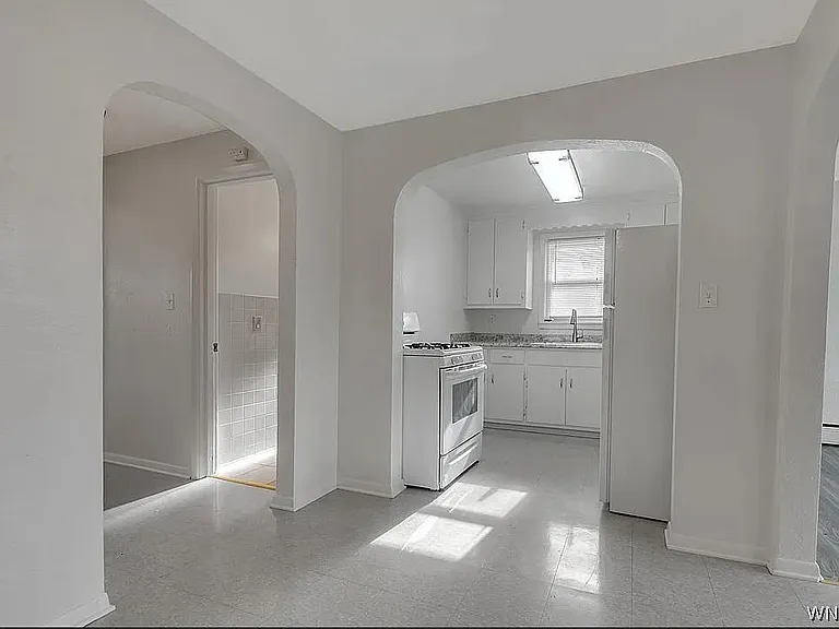 3455 James Ave — Photo 3