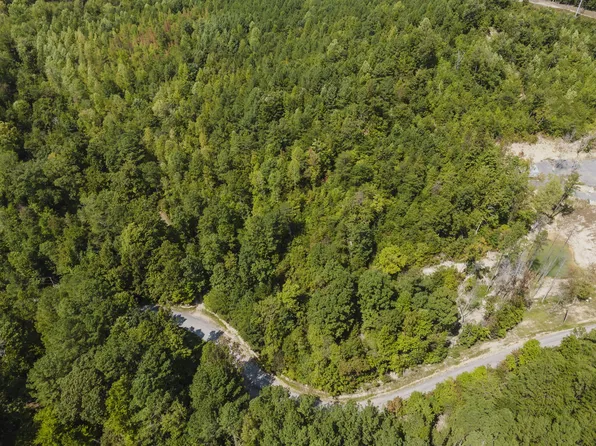 363 Reo Rd, Rocky Face, GA 30740