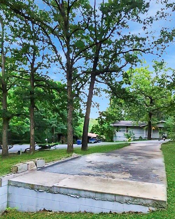 1st image of 5 Kempsey Ln