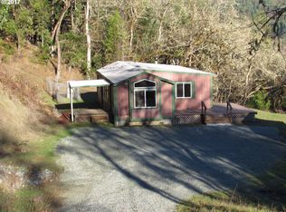 1003 Evergreen Ridge Rd, Riddle, OR 97469