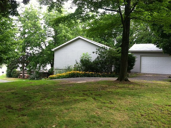 Attached 2-car garage