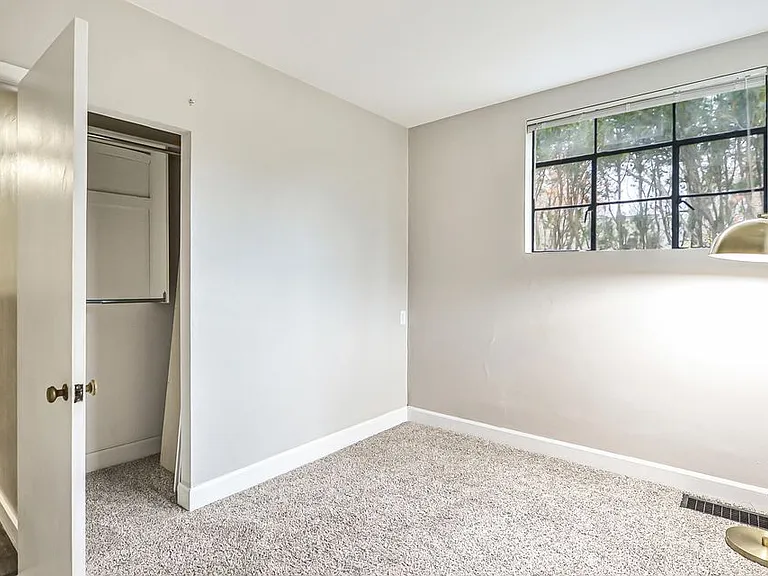 814 Pauline Blvd #2 — Photo 13