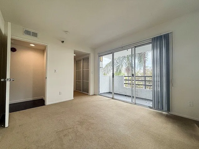 Midvale Towers — Photo 139