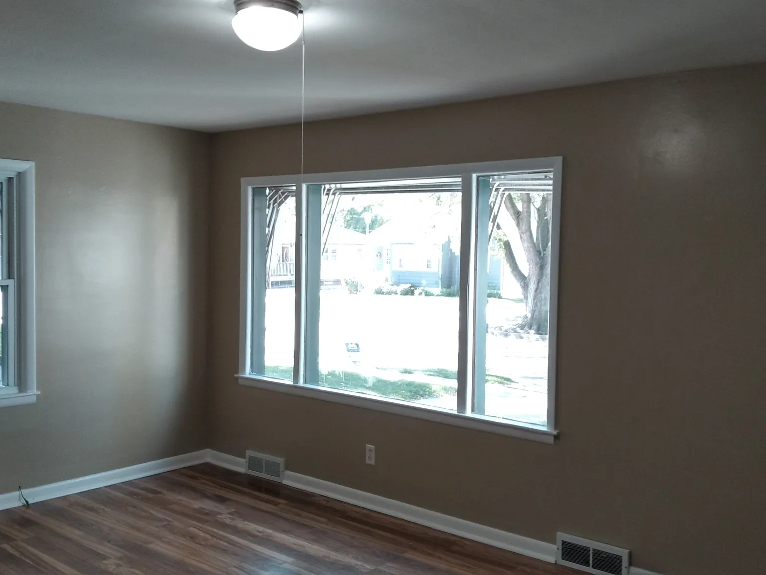 FRE 1360 N Hancock Street - 1 — Photo 3