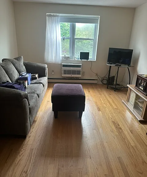 15 Clifton St #11 — Photo 1