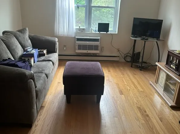 15 Clifton St #11, Cambridge, MA 02140
