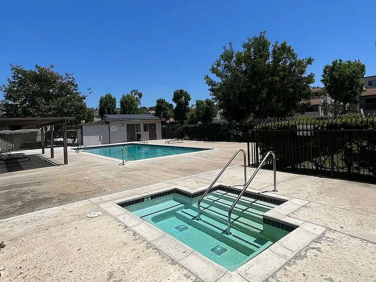 6664 Reservoir Ln — Photo 18