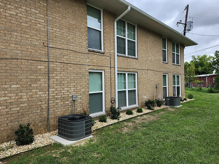 306 West Ave #D — Photo 3